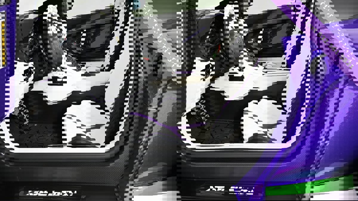 Used 2021 Lamborghini Aventador SVJ image 35