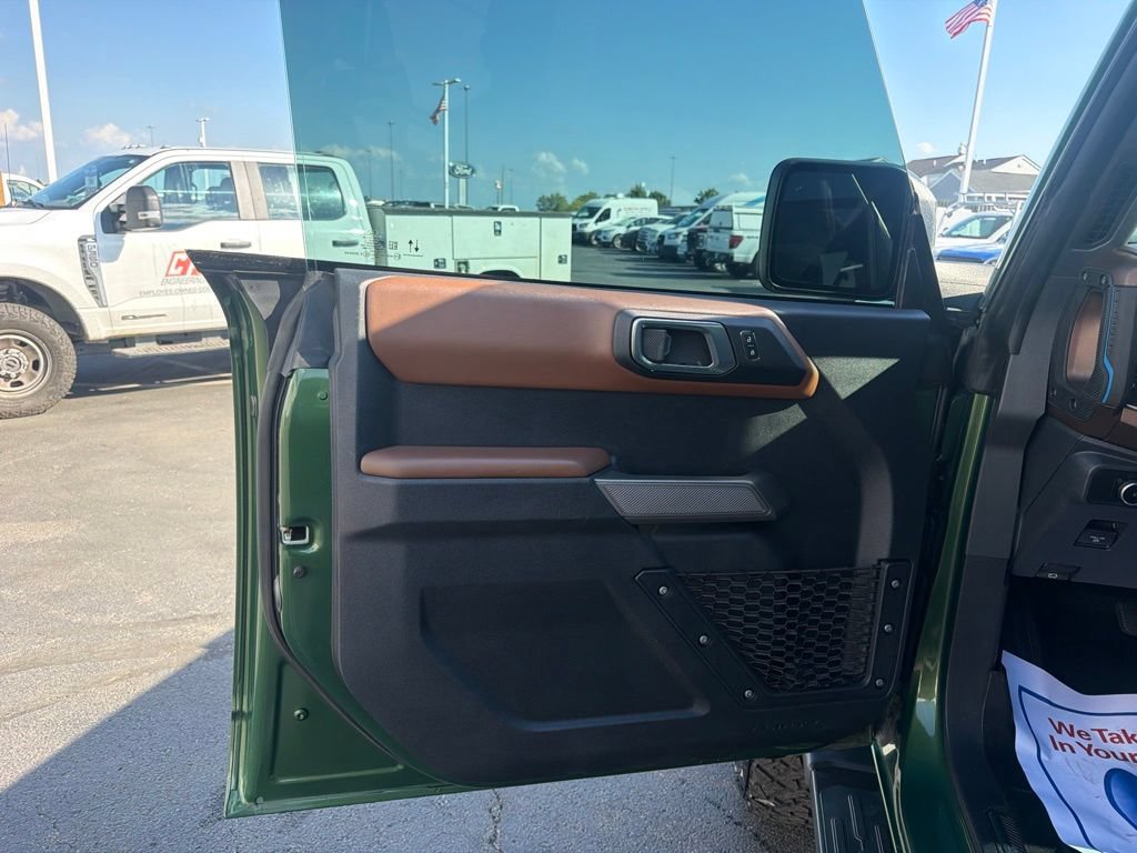 Used 2023 Ford Bronco Outer Banks AWD/4WD image 24