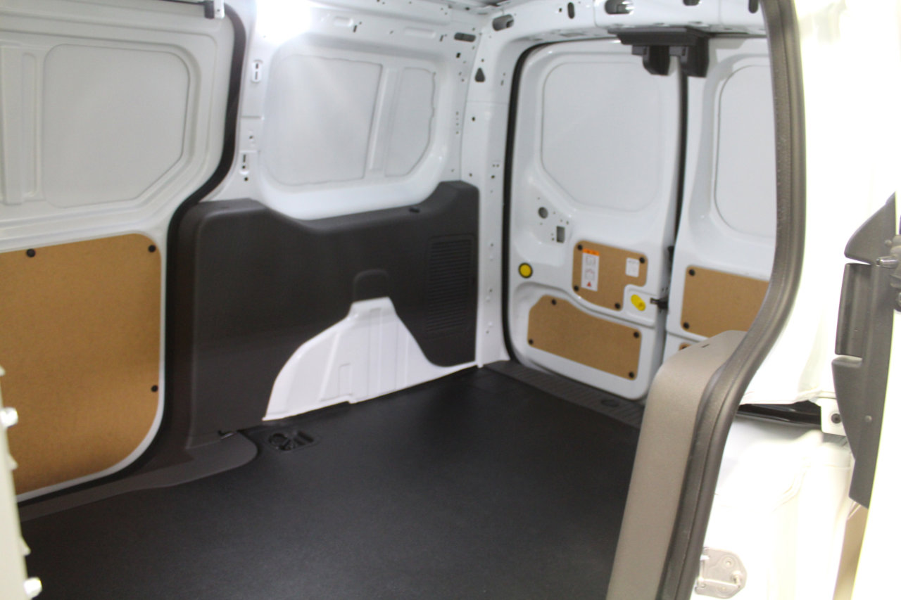 Used 2023 Ford Transit Connect XLT image 20