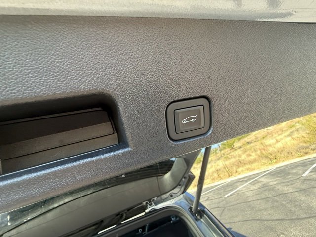 Certified 2025 GMC Acadia Elevation image 11