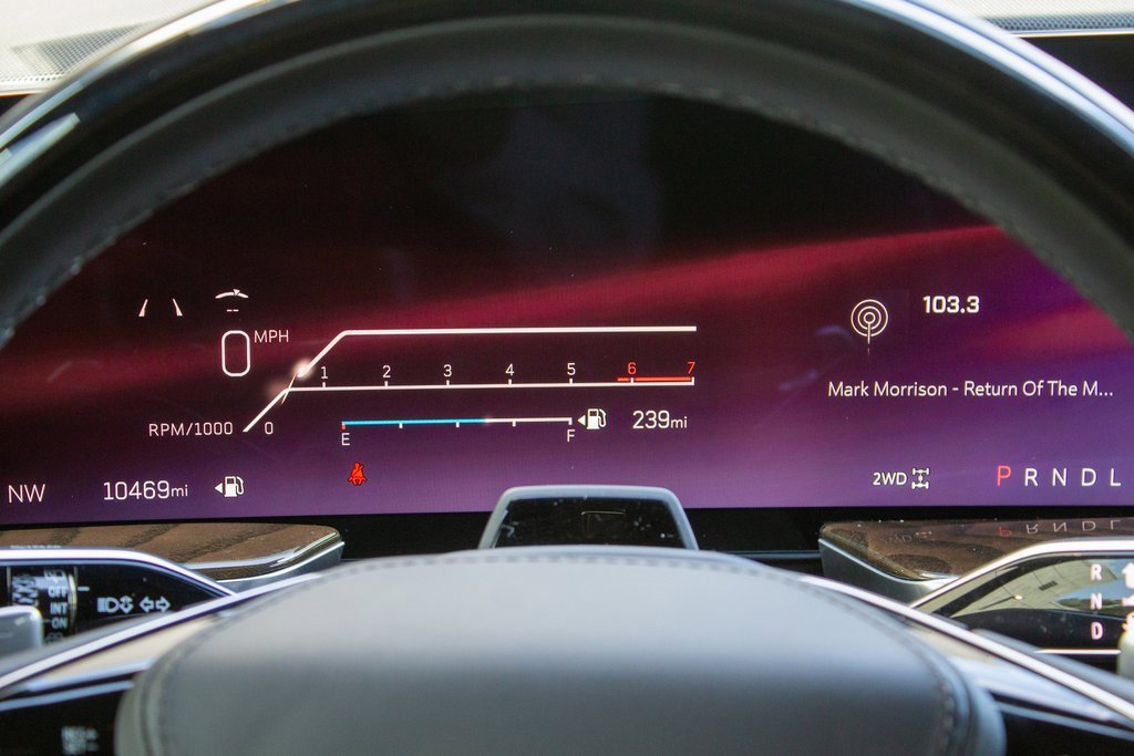 Used 2025 Cadillac Escalade ESV Sport Platinum image 14