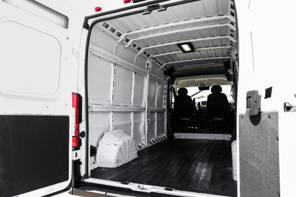 Used 2023 RAM ProMaster 2500 image 49