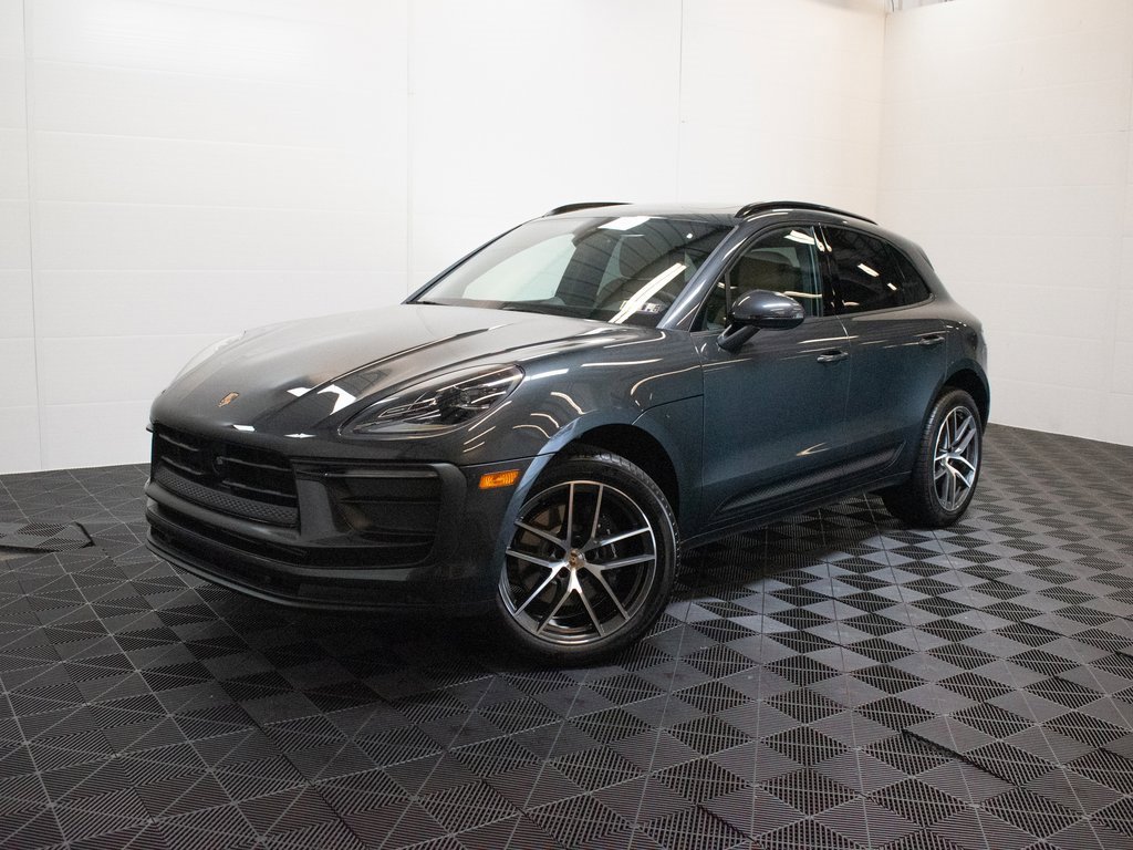 New 2025 Porsche Macan image 1