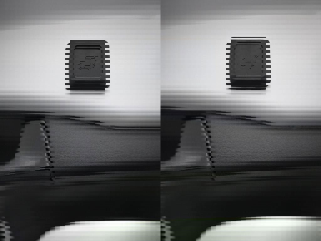 New 2025 Toyota RAV4 XLE Premium w/ Weather Package image 17