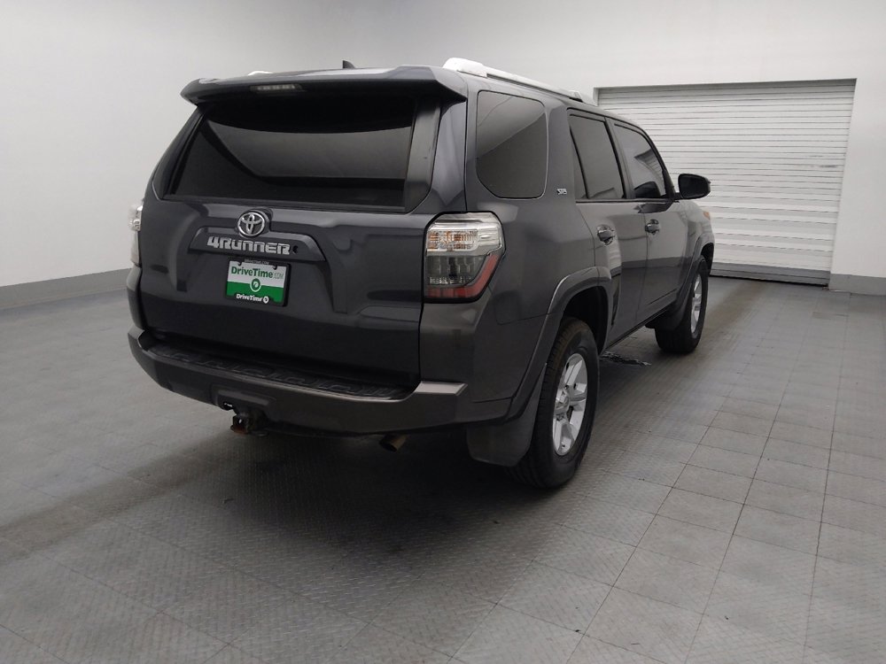 Used 2017 Toyota 4Runner SR5 image 9