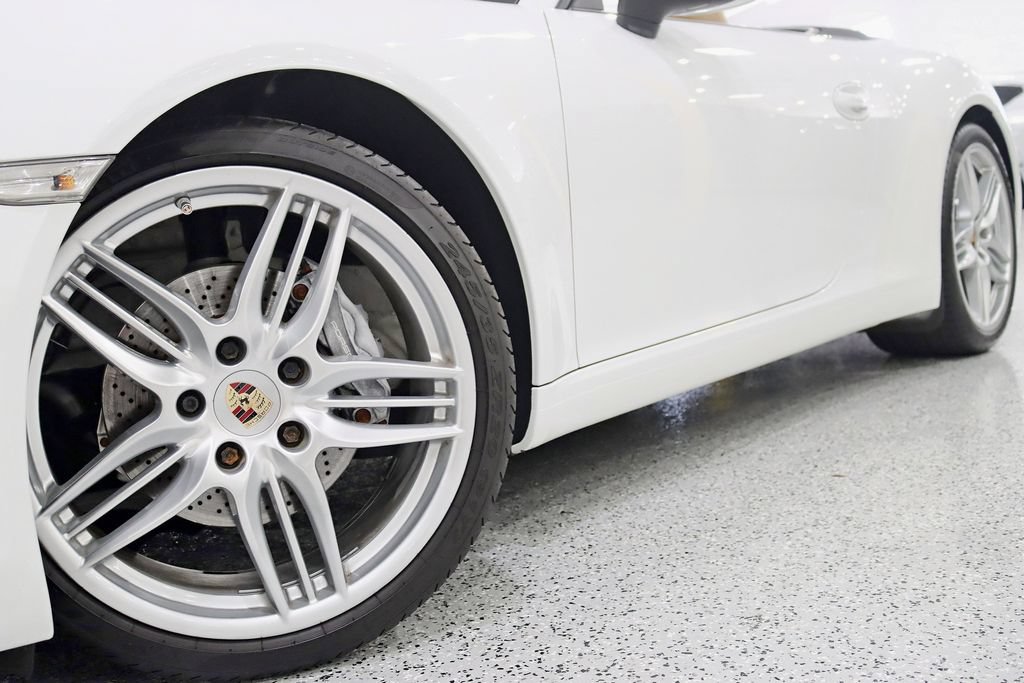 Used 2014 Porsche 911 Carrera RWD image 5
