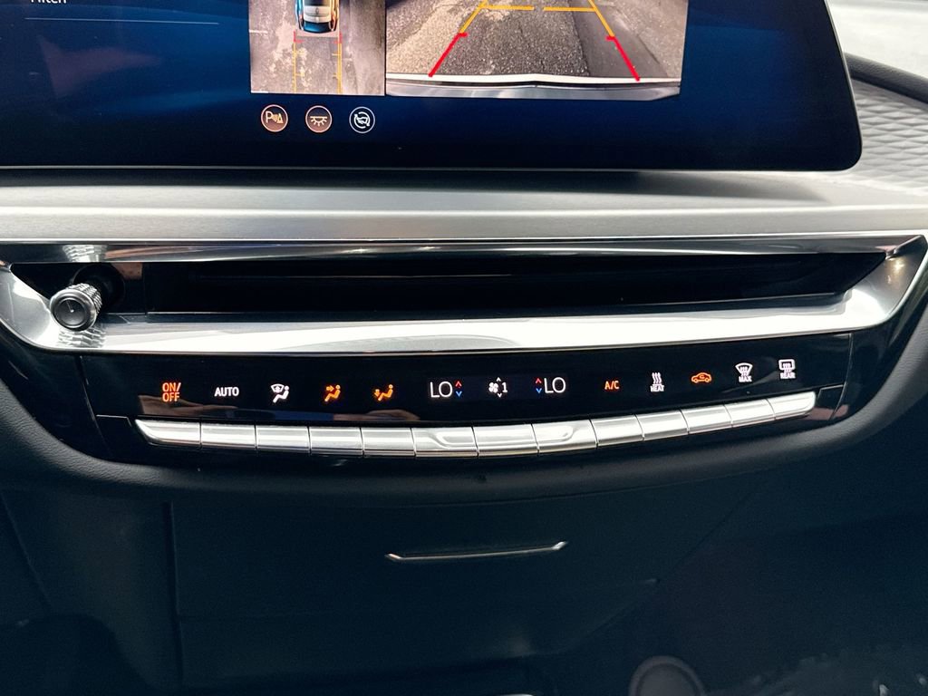 Used 2024 Cadillac Lyriq Luxury image 16