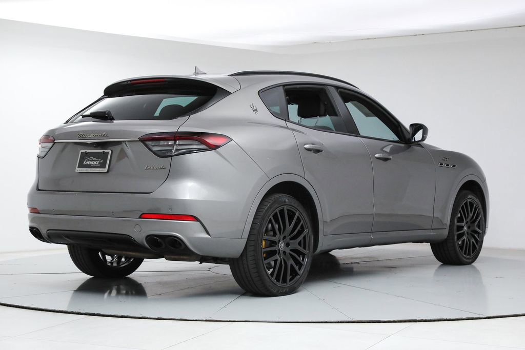 Certified 2022 Maserati Levante GT image 5