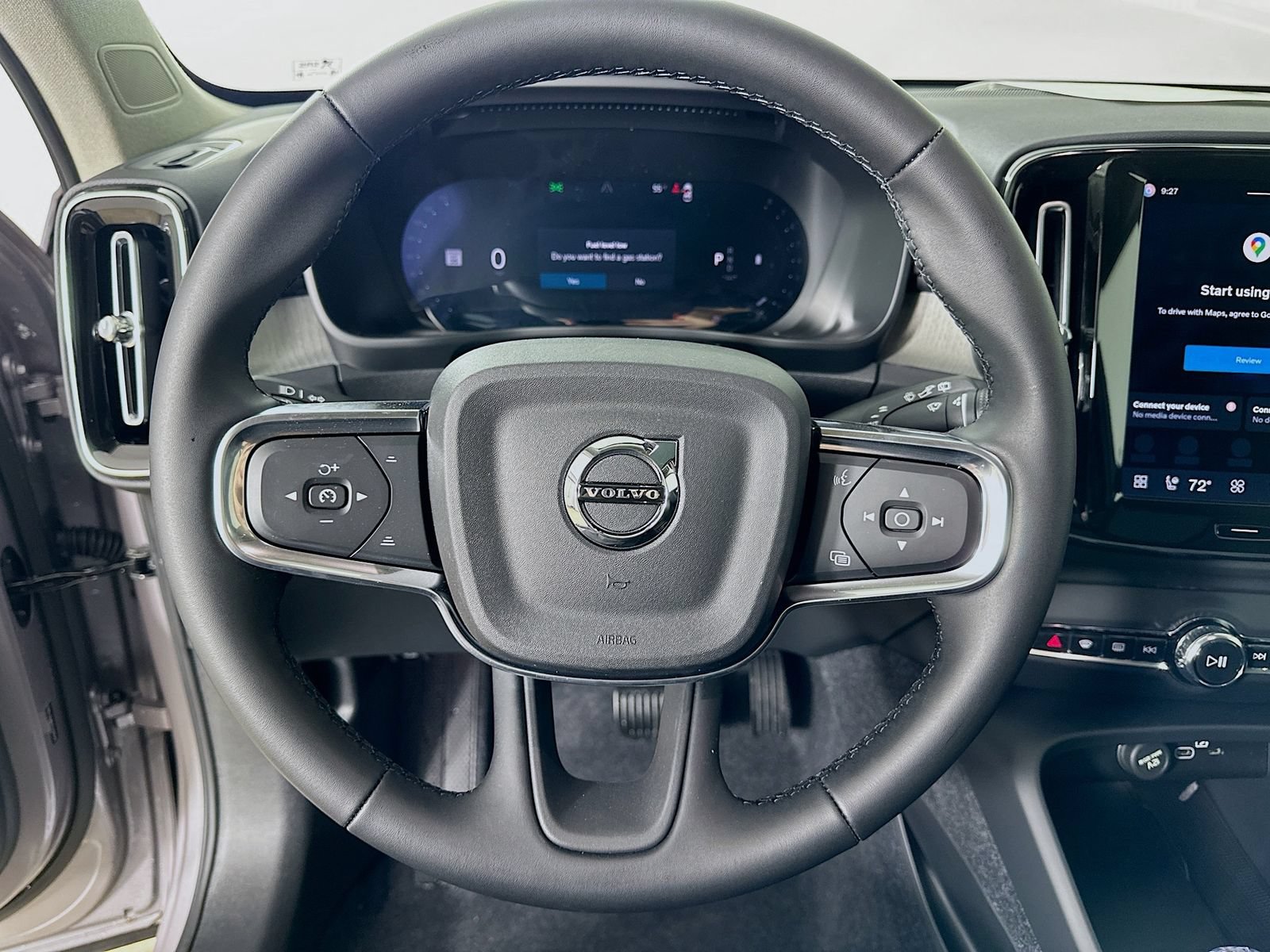 New 2026 Volvo XC40 B5 Ultra w/ Protection Package Premier AWD/4WD image 19