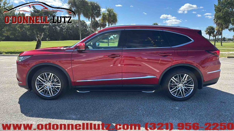 Used 2024 Acura MDX SH-AWD w/ Advance Package image 3