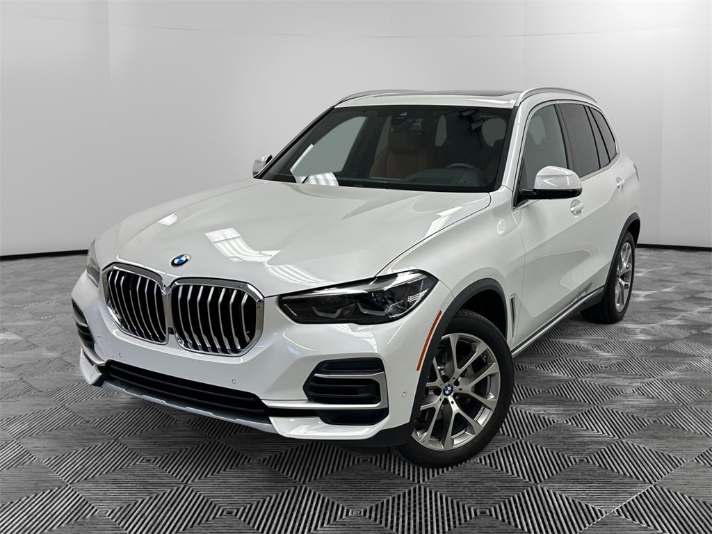 Used 2023 BMW X5 xDrive40i w/ Premium Package image 1