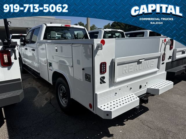 New 2026 Ford F250 XL w/ XL Chrome Package AWD/4WD image 8