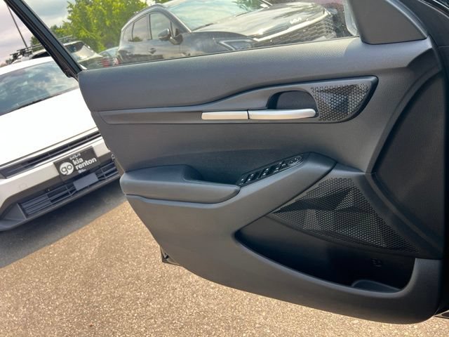 Used 2026 Kia Seltos LX AWD/4WD image 19
