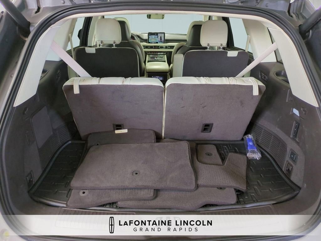 Certified 2023 Lincoln Aviator Black Label w/ Dynamic Handling Package image 30