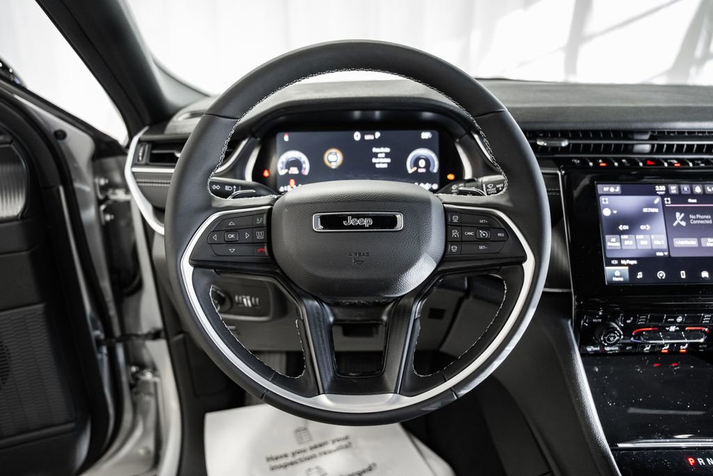 New 2025 Jeep Grand Cherokee Laredo X w/ Luxury Tech Group I image 27