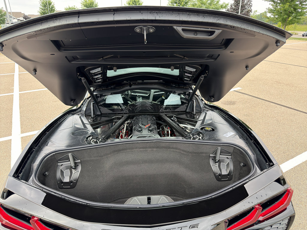 New 2027 Chevrolet Corvette Stingray Coupe w/ Z51 Performance Package RWD image 10