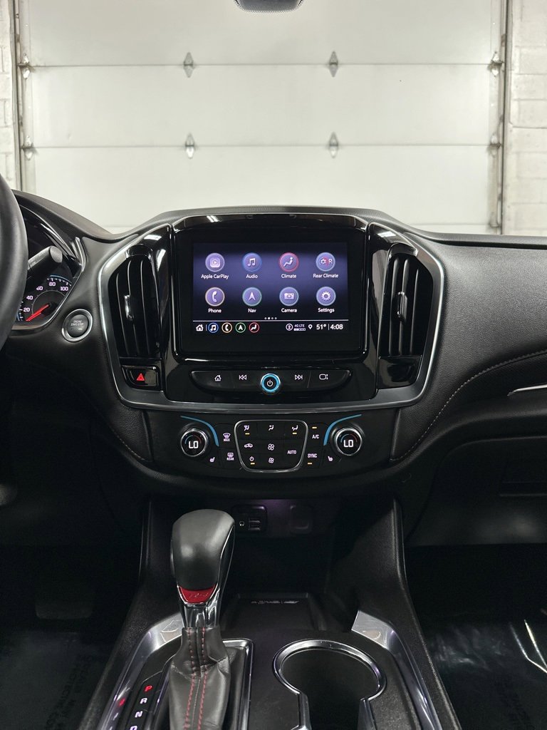 Used 2023 Chevrolet Traverse RS image 23