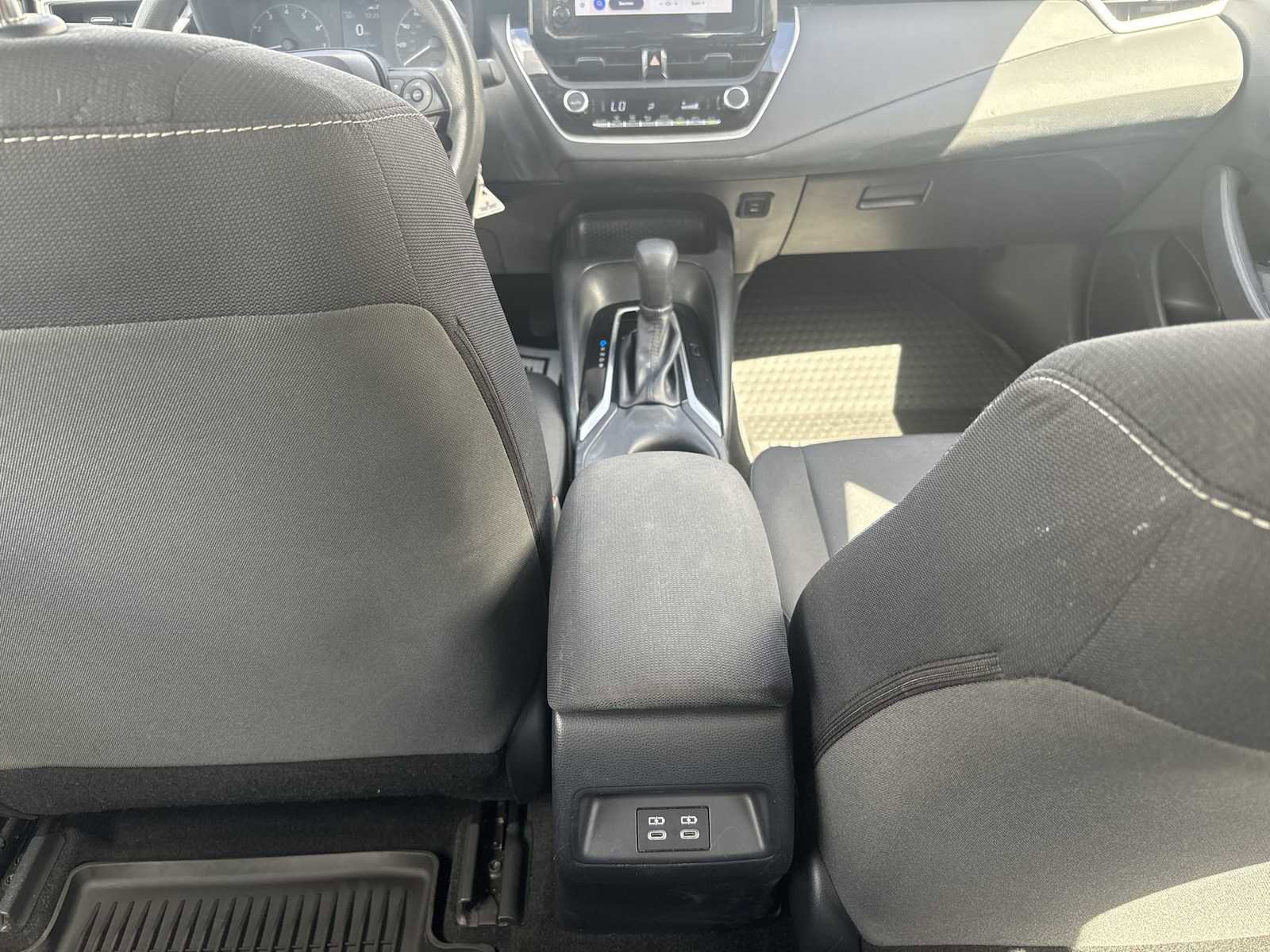 Used 2024 Toyota Corolla LE image 20