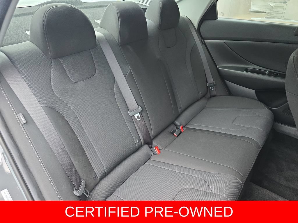 Certified 2026 Hyundai Elantra SE FWD image 11