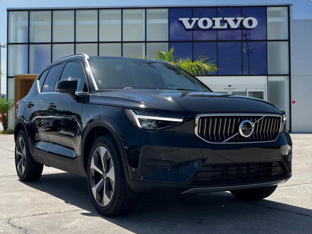 Used 2025 Volvo XC40 B5 Core w/ Protection Package Premier