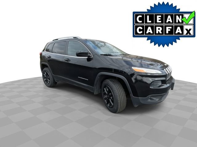 Used 2018 Jeep Cherokee Latitude image 2