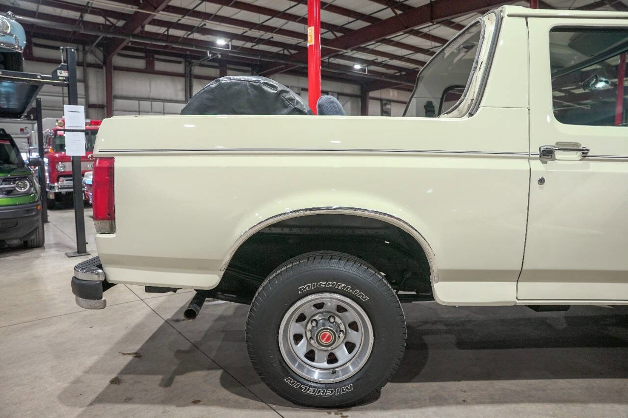 Used 1990 Ford Bronco image 9