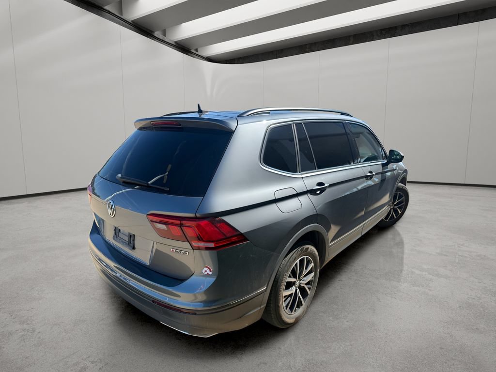Used 2019 Volkswagen Tiguan SE w/ Panoramic Sunroof Package AWD/4WD image 6