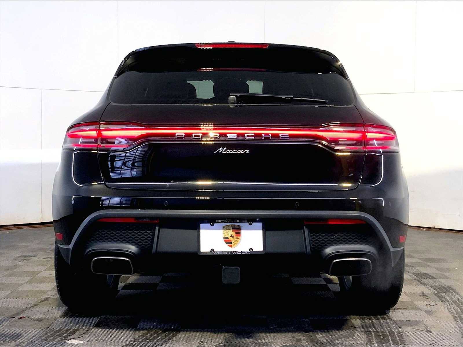 New 2026 Porsche Macan AWD/4WD image 6