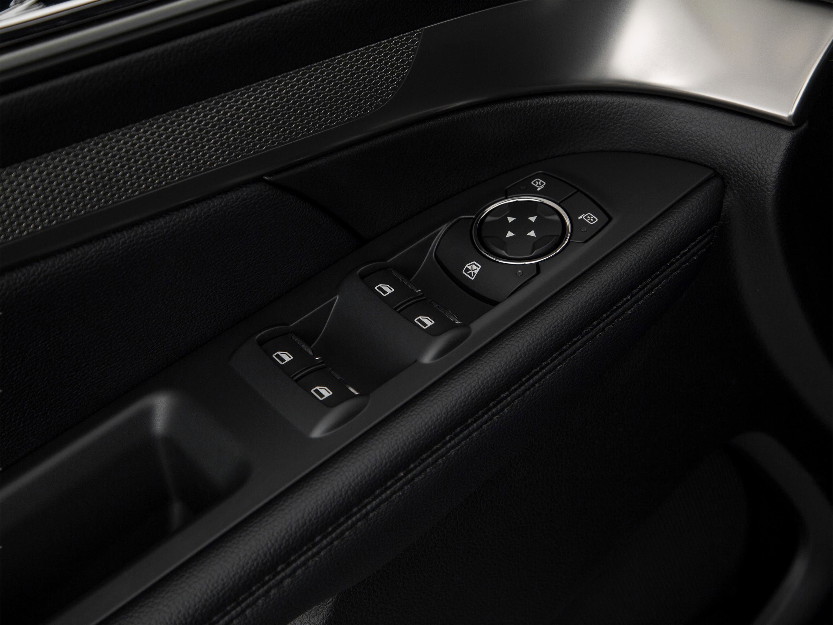 Used 2018 Ford Explorer Limited FWD image 13