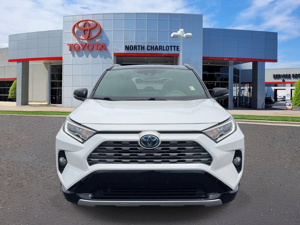 Used 2021 Toyota RAV4 XSE w/ XSE Grade Weather Package AWD/4WD image 3
