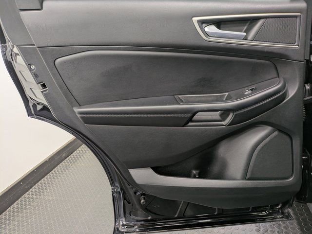 Used 2022 Ford Edge SEL w/ Convenience Package image 22