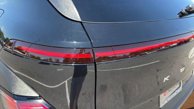 Used 2024 Hyundai Kona SEL AWD/4WD image 27
