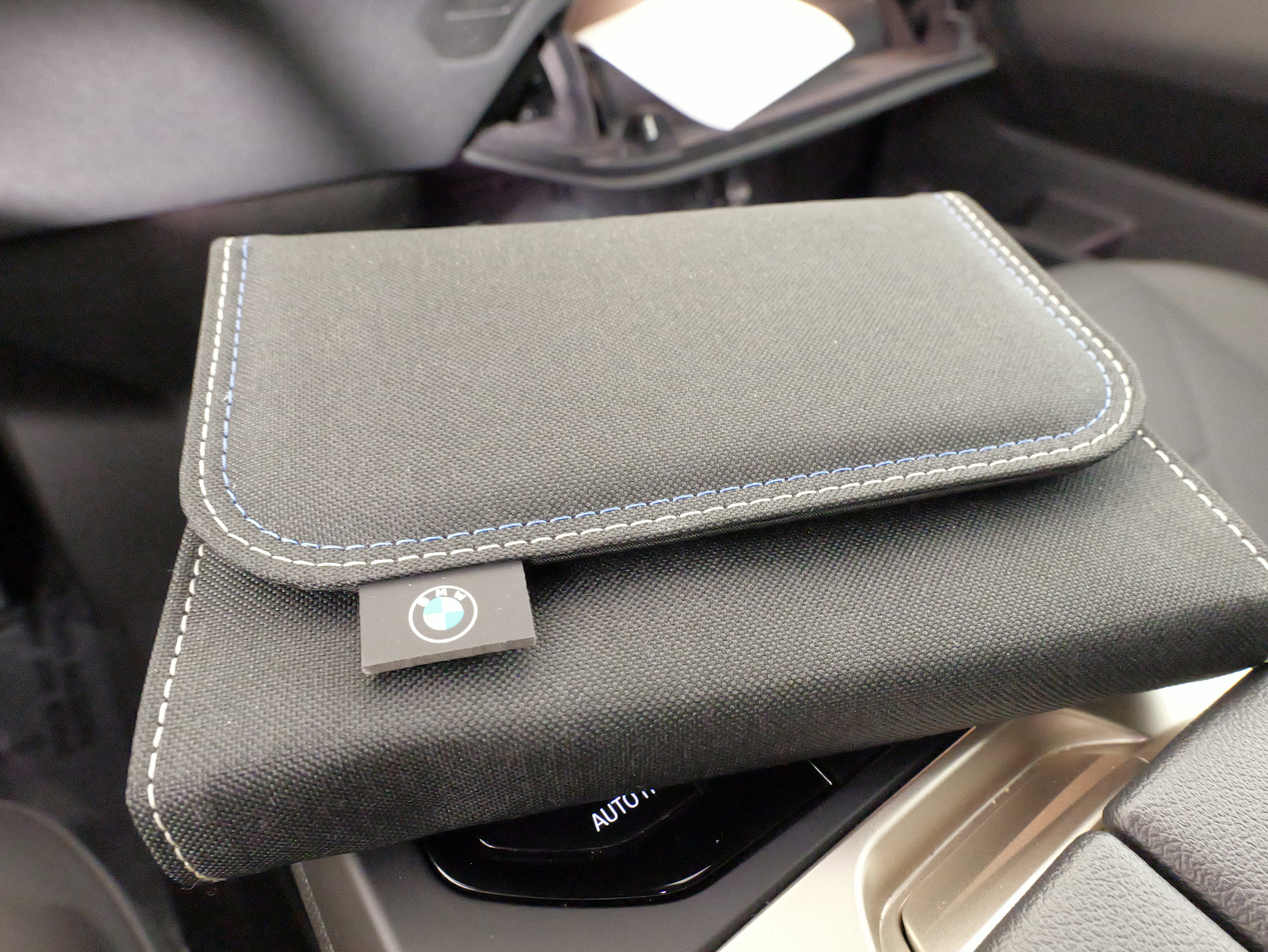 Used 2024 BMW iX xDrive50 image 58