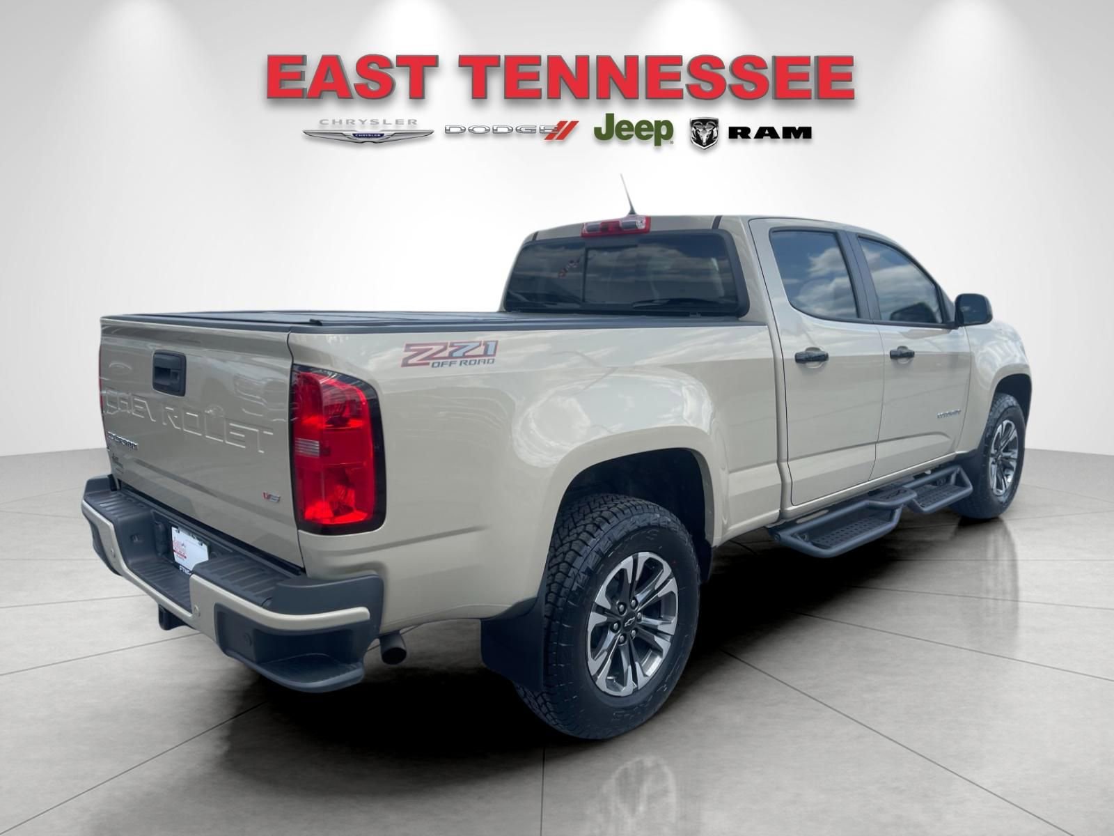 Used 2022 Chevrolet Colorado Z71 AWD/4WD image 3