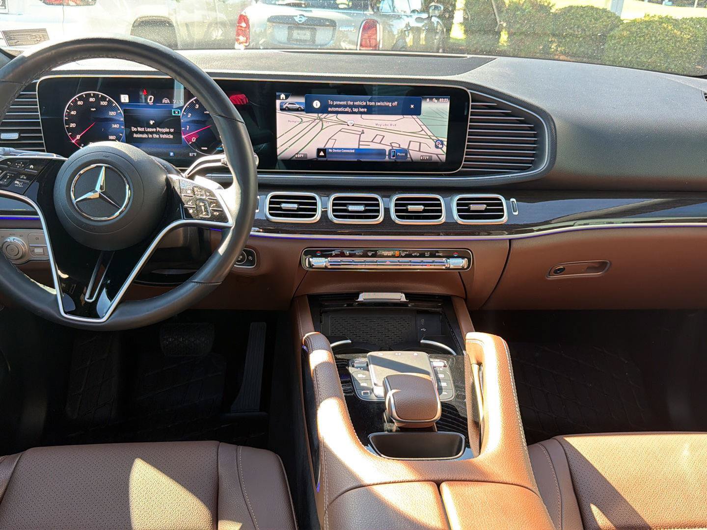 Used 2025 Mercedes-Benz GLE 450 4MATIC w/ AMG Line Exterior image 15