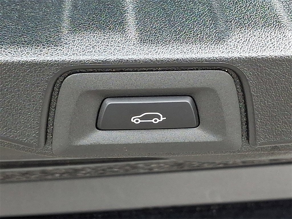 Used 2024 BMW X5 xDrive40i w/ Premium Package image 29