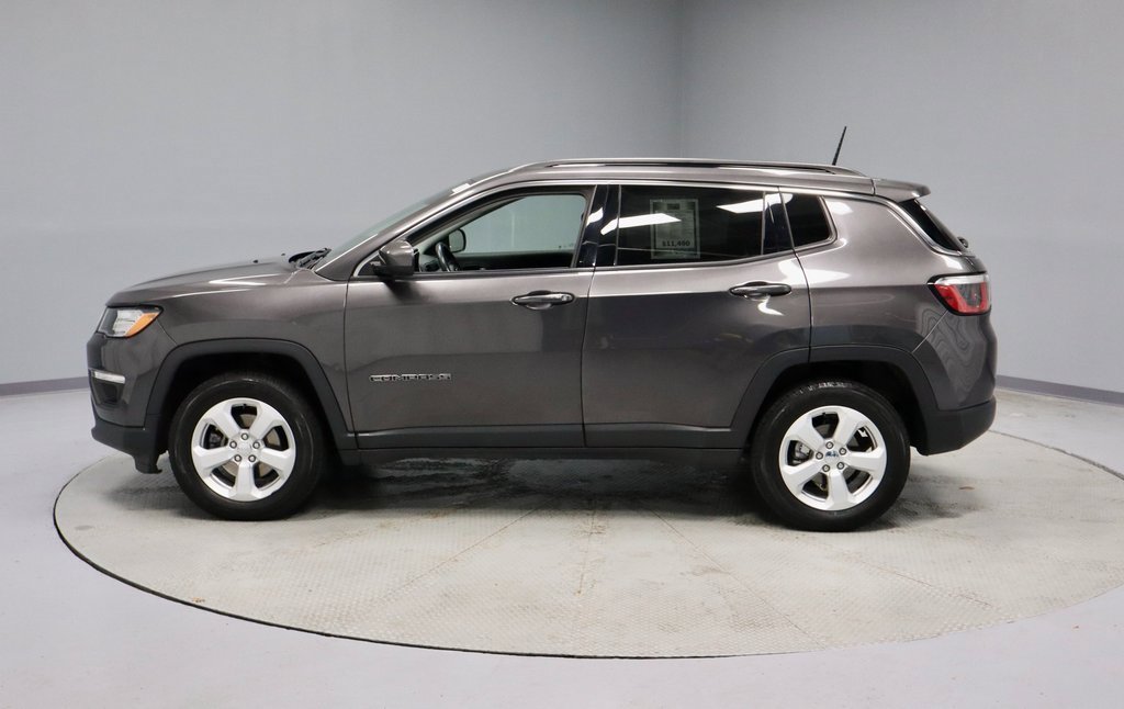 Used 2017 Jeep Compass Latitude w/ Cold Weather Group image 8