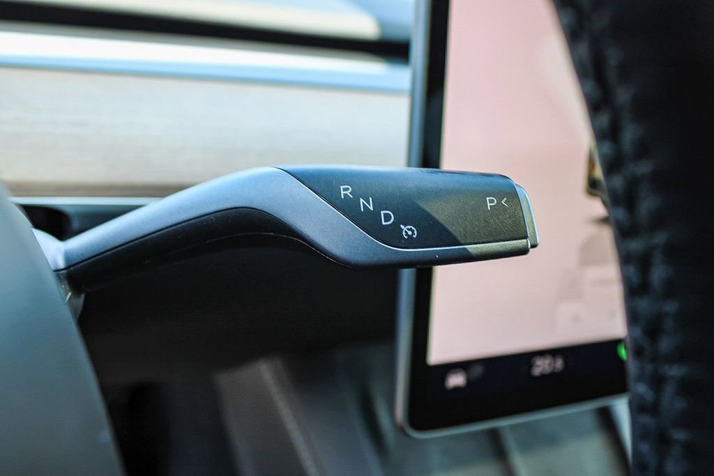 Used 2024 Tesla Model Y Long Range image 20