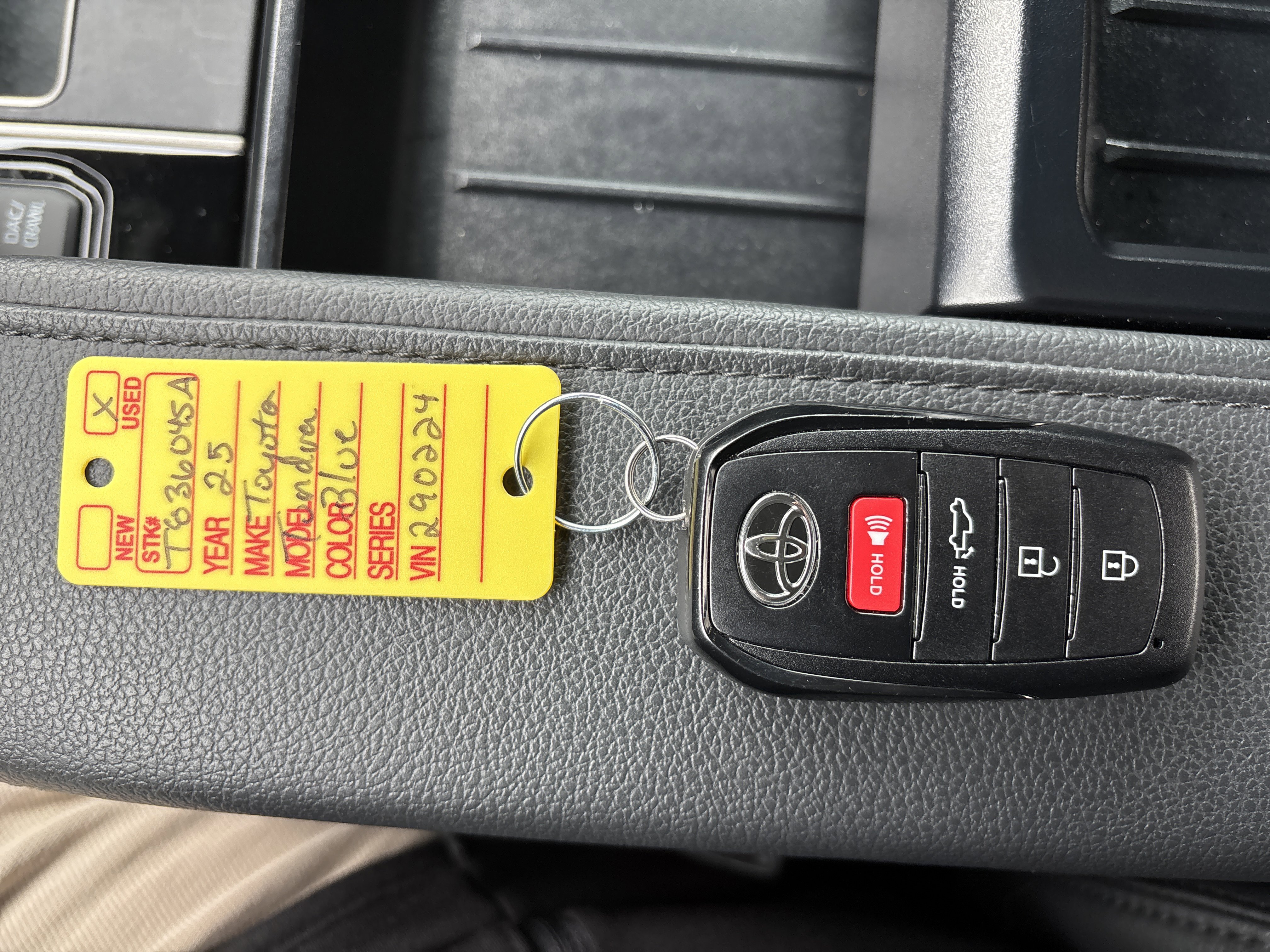 Used 2025 Toyota Tundra Limited w/ TRD Off-Road Package image 18