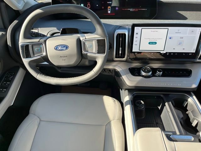 New 2026 Ford Expedition Active image 16