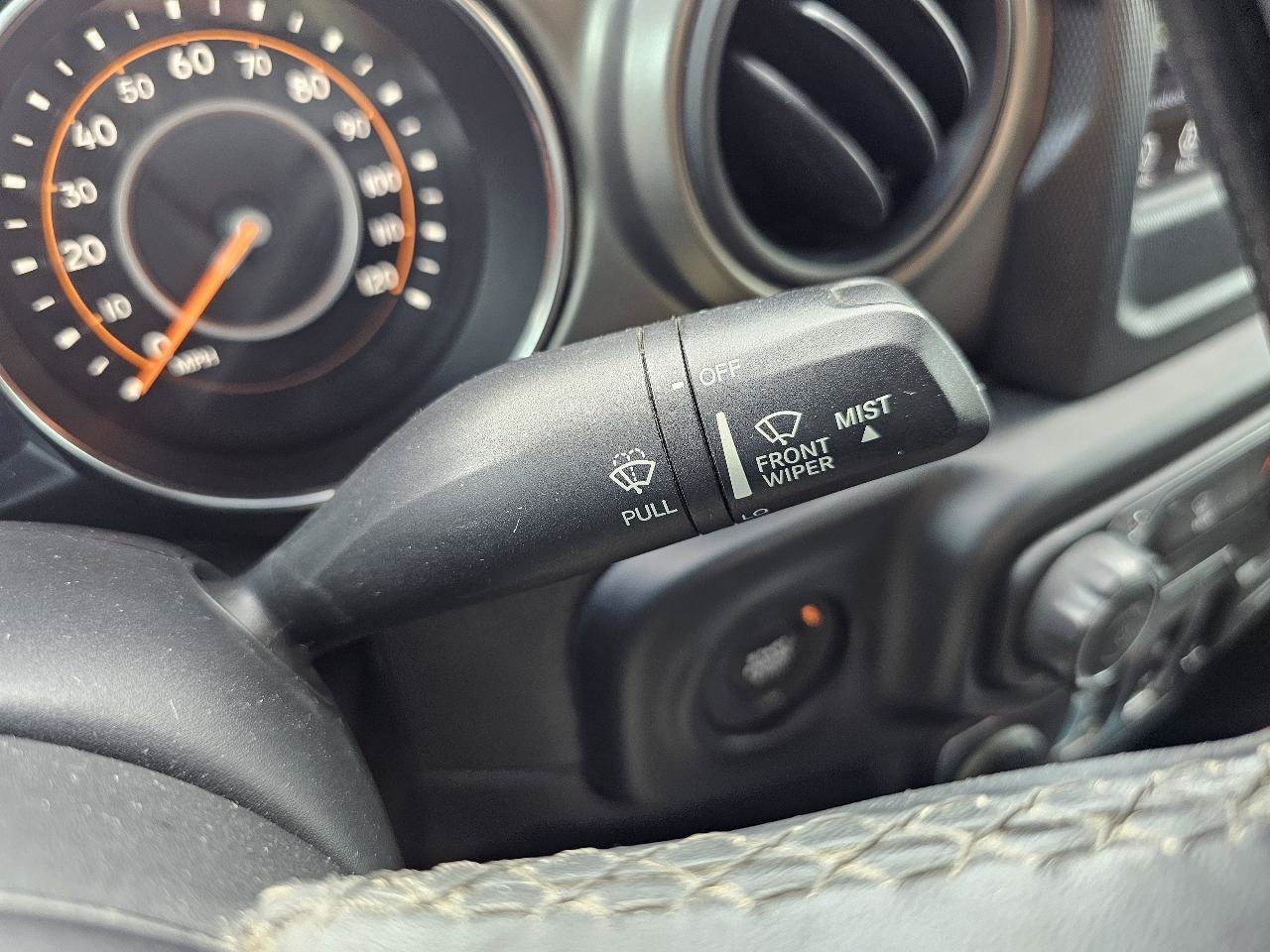 Used 2019 Jeep Wrangler Sport AWD/4WD image 36