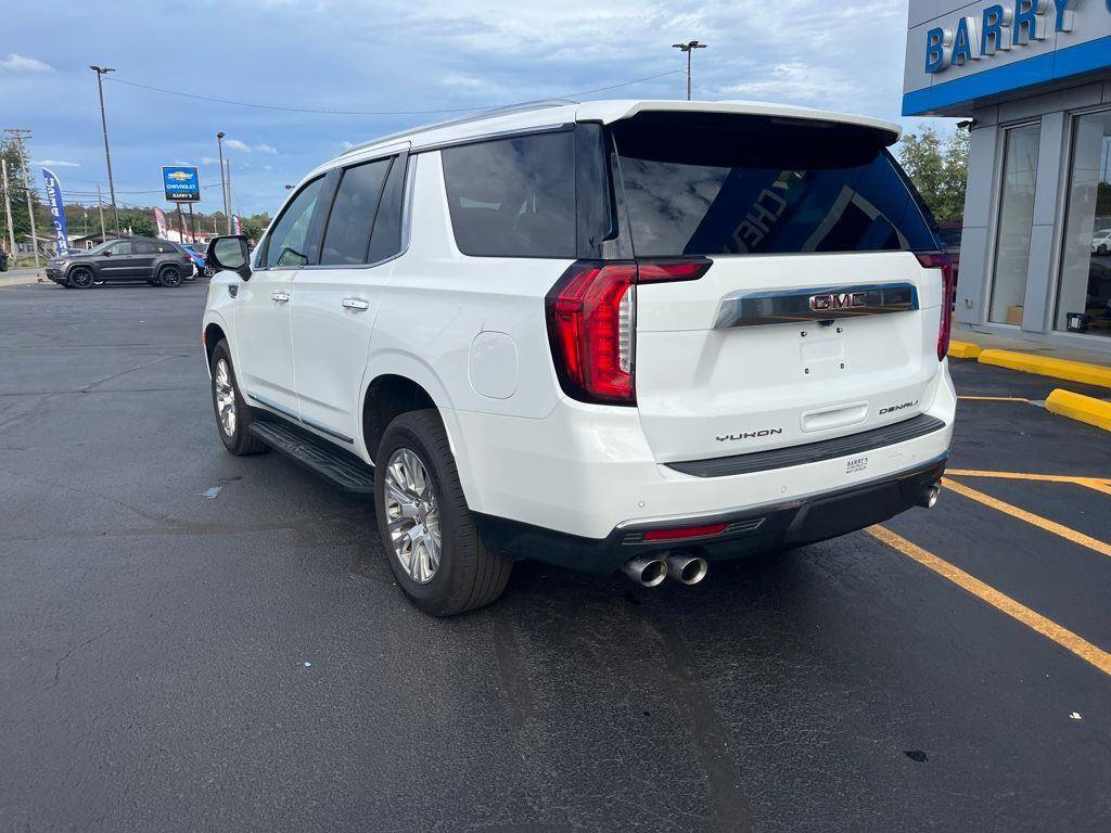 Used 2023 GMC Yukon Denali image 2