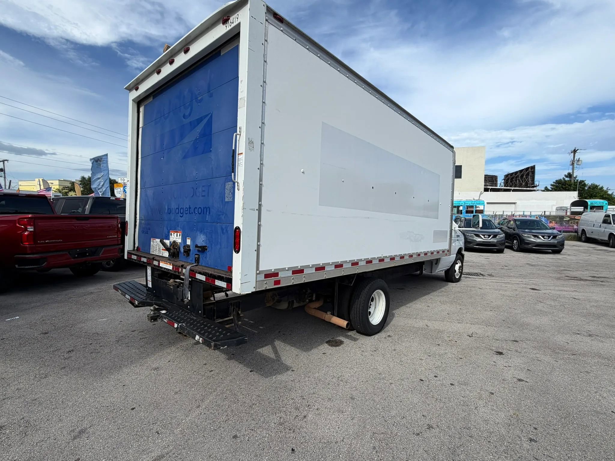Used 2019 Ford E-350 and Econoline 350 Super Duty w/ Power Windows & Locks Group RWD image 5