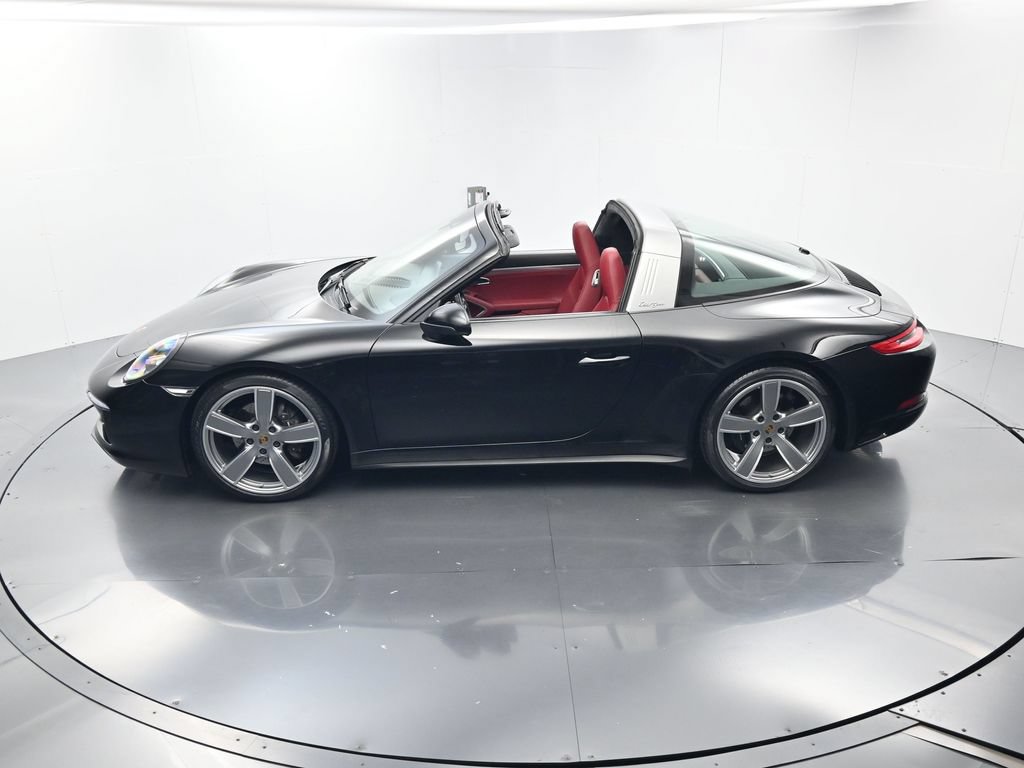 Certified 2019 Porsche 911 Targa 4 AWD/4WD image 45