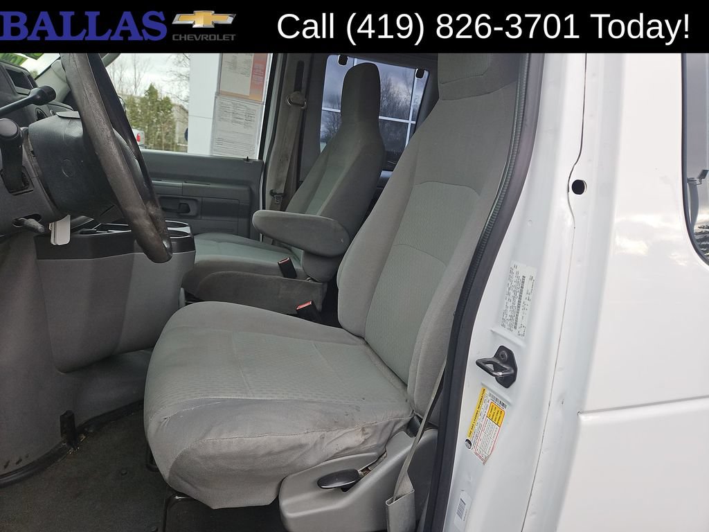 Used 2011 Ford E-350 and Econoline 350 XLT RWD image 19