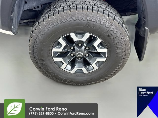 Used 2022 Toyota Tacoma TRD Off-Road w/ TRD Premium Off Road Package AWD/4WD image 32