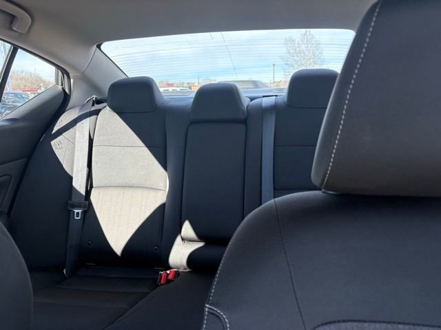Used 2025 Nissan Altima 2.5 SV image 24