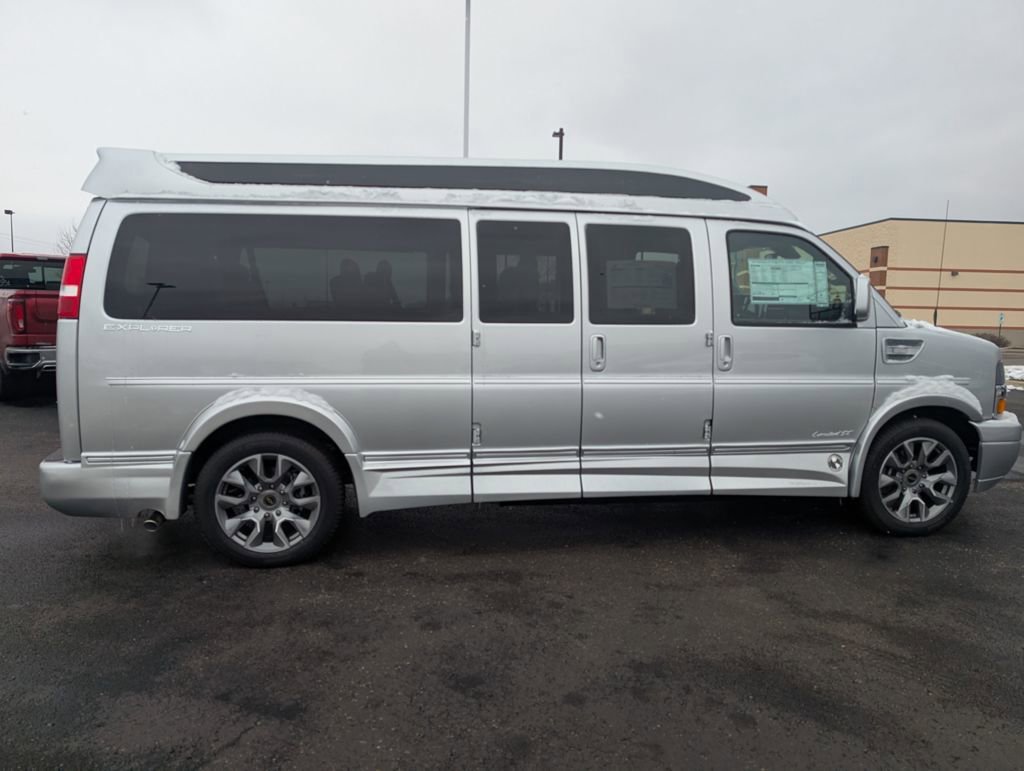 New 2026 Chevrolet Express 2500 Extended w/ Driver Convenience Package image 8