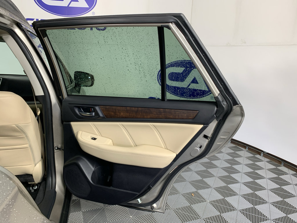 Used 2019 Subaru Outback 2.5i Limited w/ Popular Package #2 AWD/4WD image 35