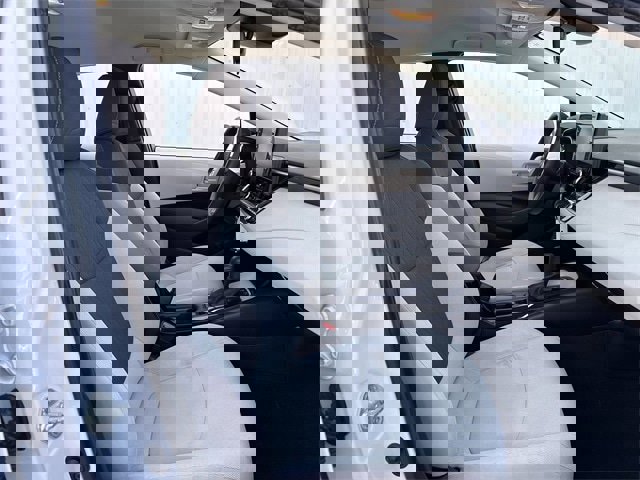 Used 2022 Toyota Corolla LE image 26